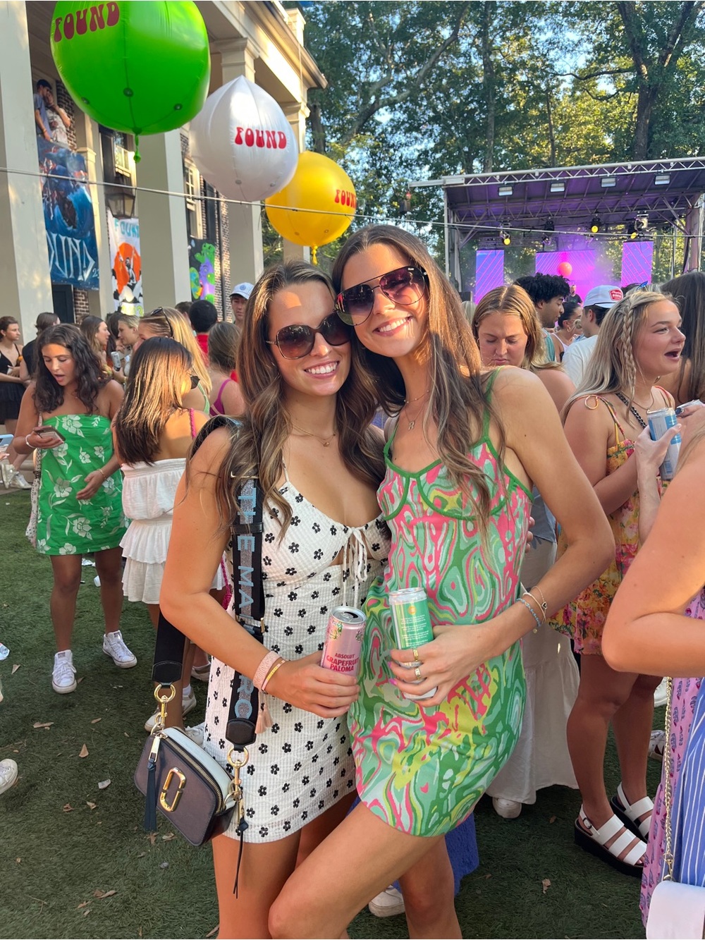 Women’s white and black floral summer dress